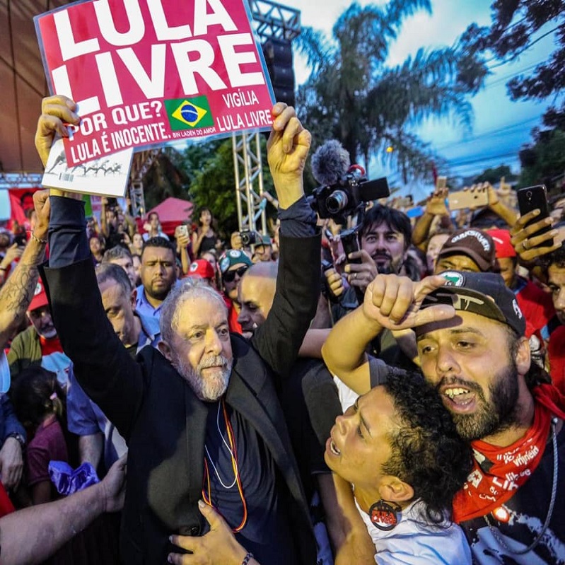 lula livre e de volta ao jogo